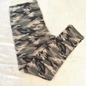 No Boundaries Camouflage Juniors Leggings, Size L (11-13)